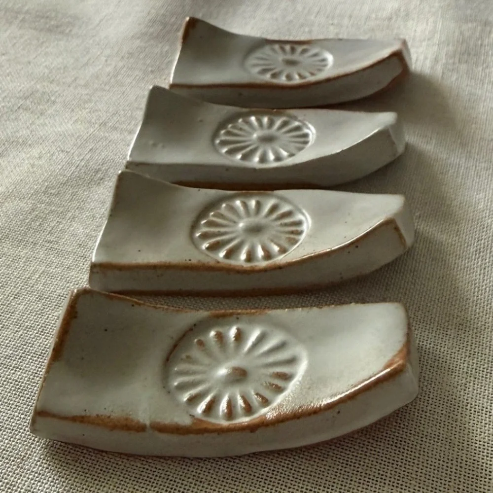 4 Handmade Stoneware Chopstick Rests –‎ Rustic Floral Medallion, Greige Glaze